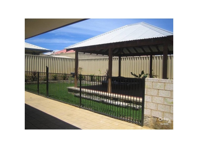 6 Horsley Green, Butler WA 6036