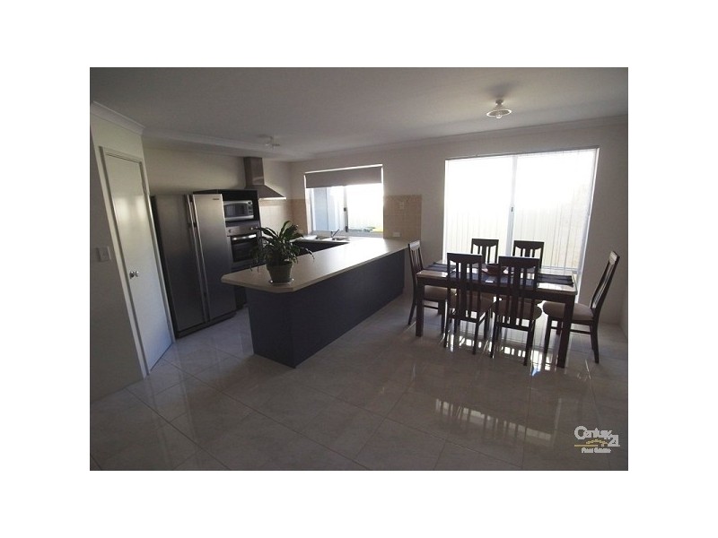 3 Clew Way, Jindalee WA 6036