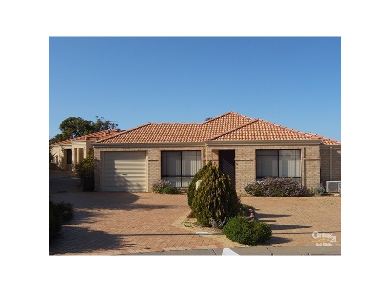 1/8 Crosshill Green, Kinross WA 6028