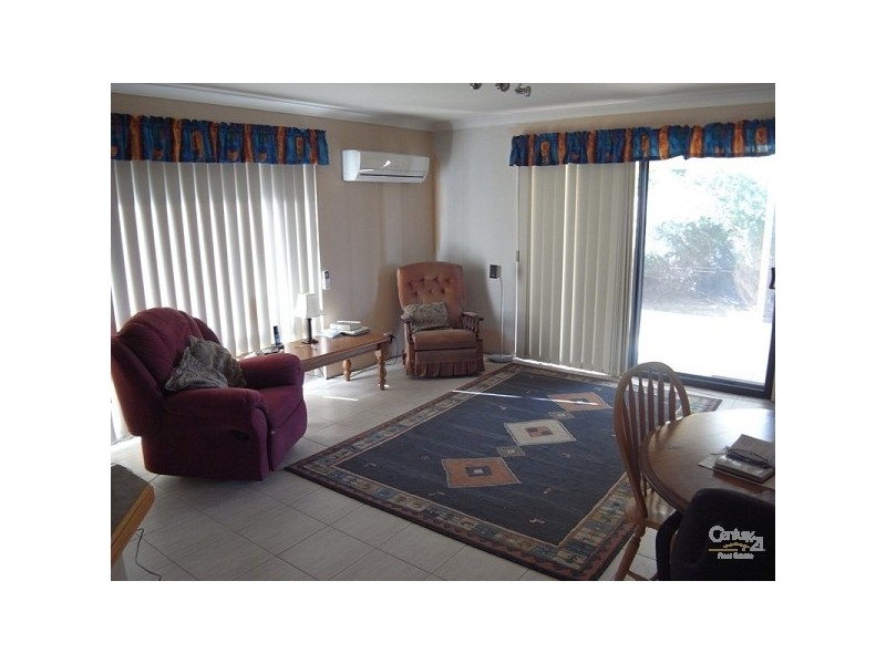 1/8 Crosshill Green, Kinross WA 6028