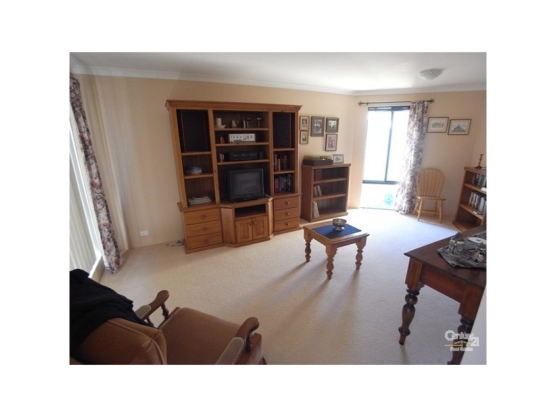 1/8 Crosshill Green, Kinross WA 6028