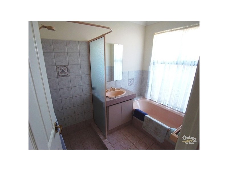 1/8 Crosshill Green, Kinross WA 6028