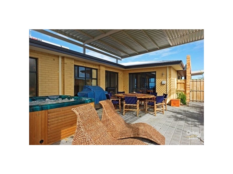 254 Ocean Drive, Quinns Rocks WA 6030
