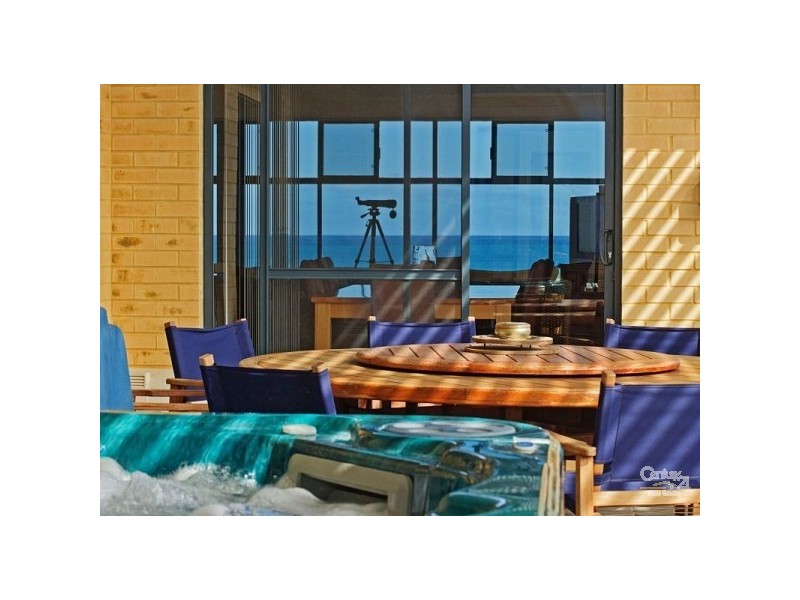 254 Ocean Drive, Quinns Rocks WA 6030