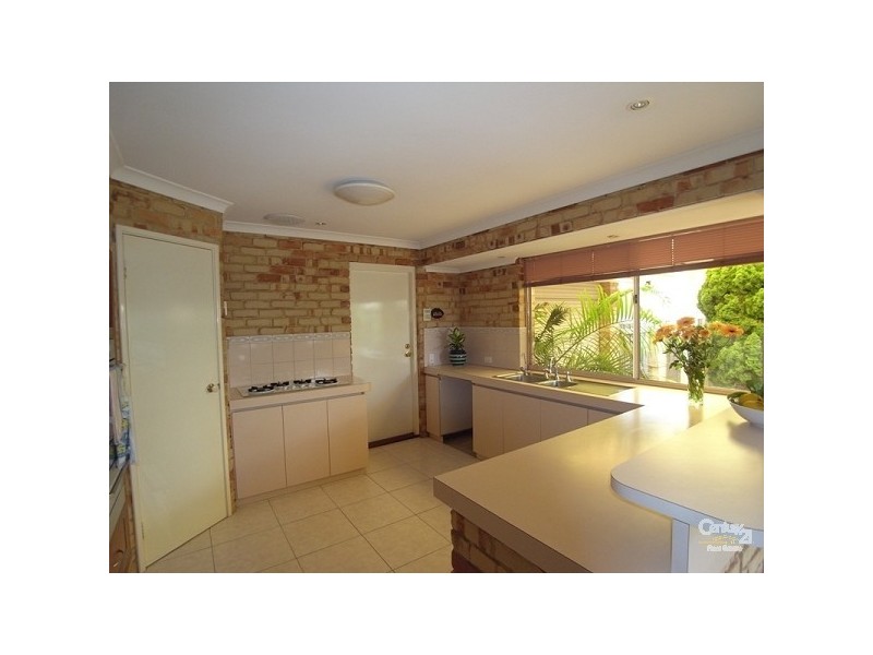 5 Midland Elbow, Mindarie WA 6030