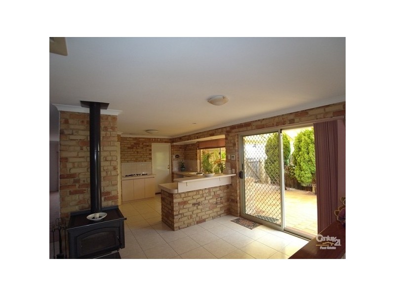 5 Midland Elbow, Mindarie WA 6030