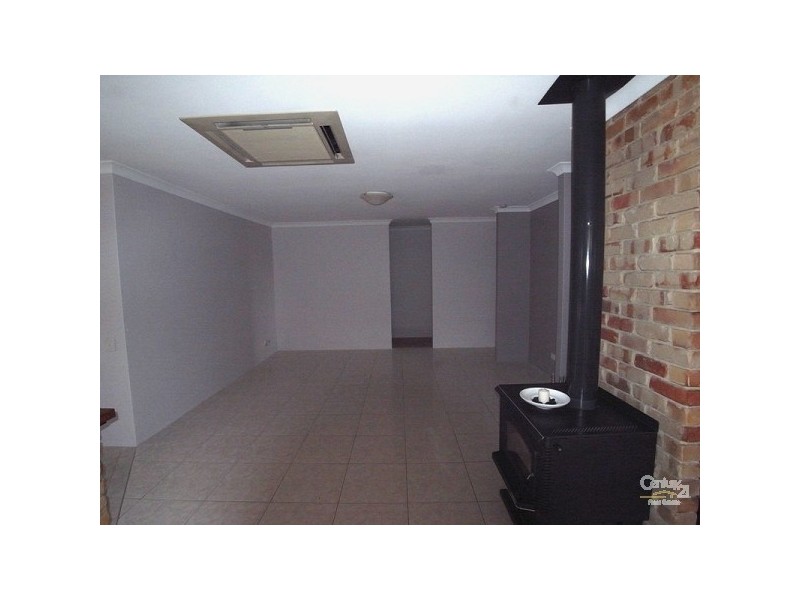 5 Midland Elbow, Mindarie WA 6030