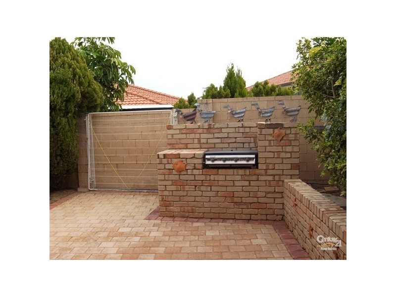 5 Midland Elbow, Mindarie WA 6030