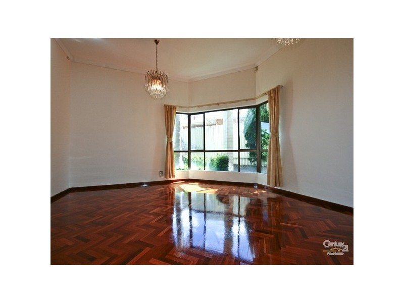 132 Cedric Street, Stirling WA 6021