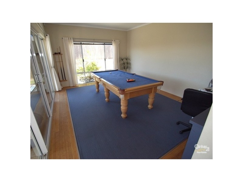 9 Hampshire Drive, Quinns Rocks WA 6030