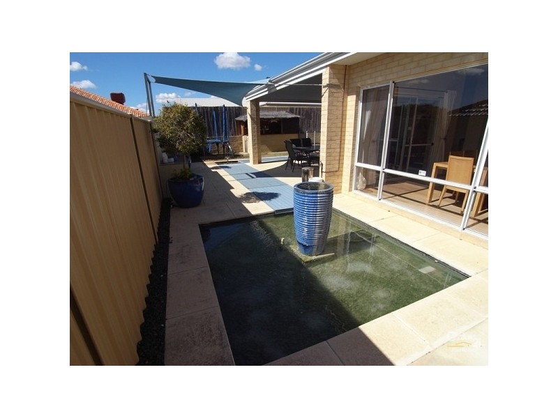 9 Hampshire Drive, Quinns Rocks WA 6030