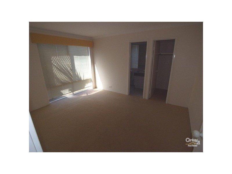 17 Midland Elbow, Mindarie WA 6030