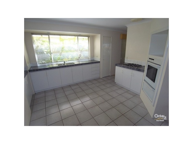 17 Midland Elbow, Mindarie WA 6030