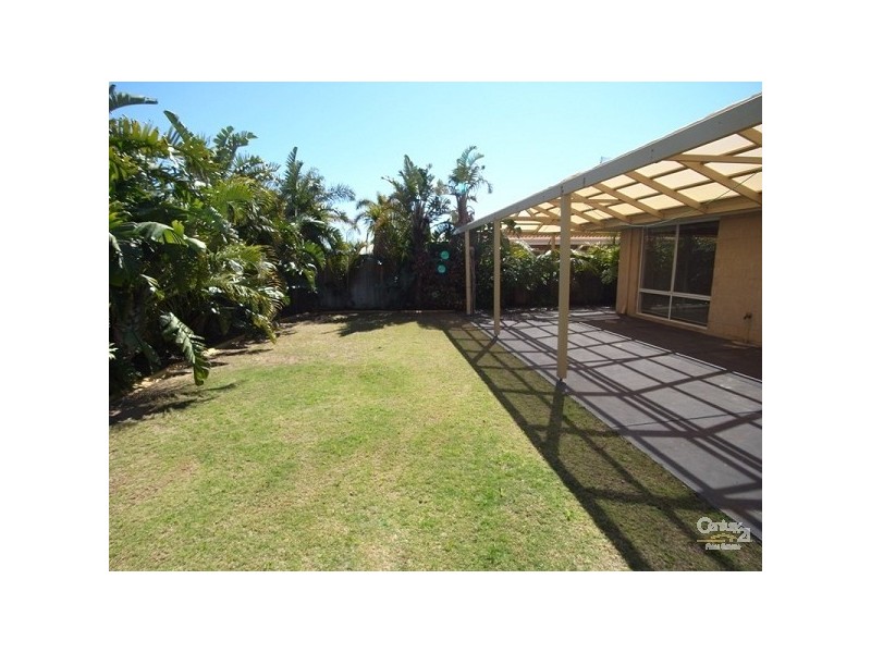 17 Midland Elbow, Mindarie WA 6030