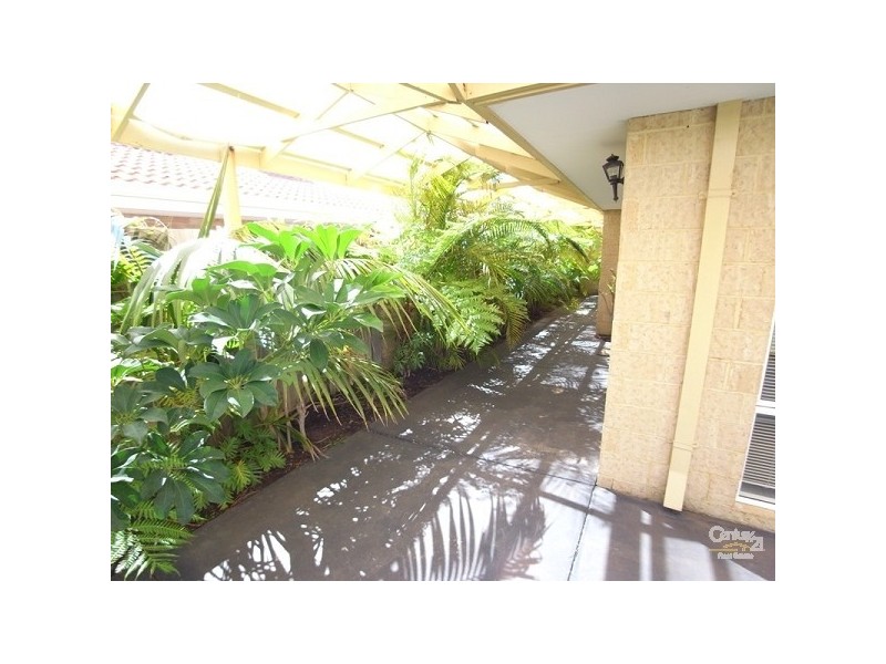 17 Midland Elbow, Mindarie WA 6030