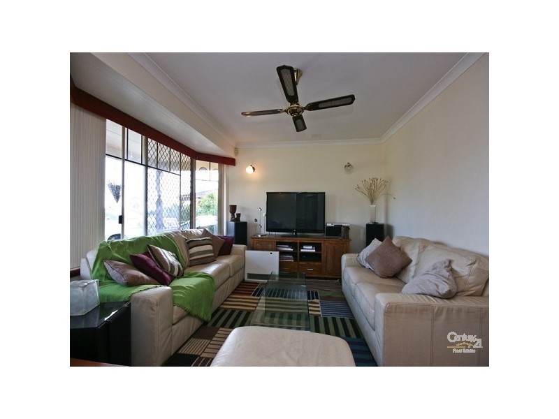 23 Mindarie Drive, Quinns Rocks WA 6030
