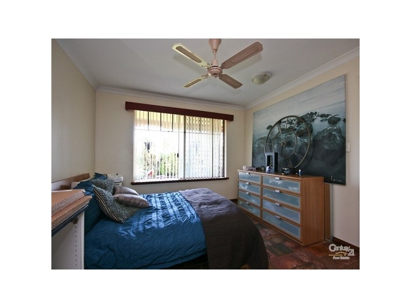 23 Mindarie Drive, Quinns Rocks WA 6030