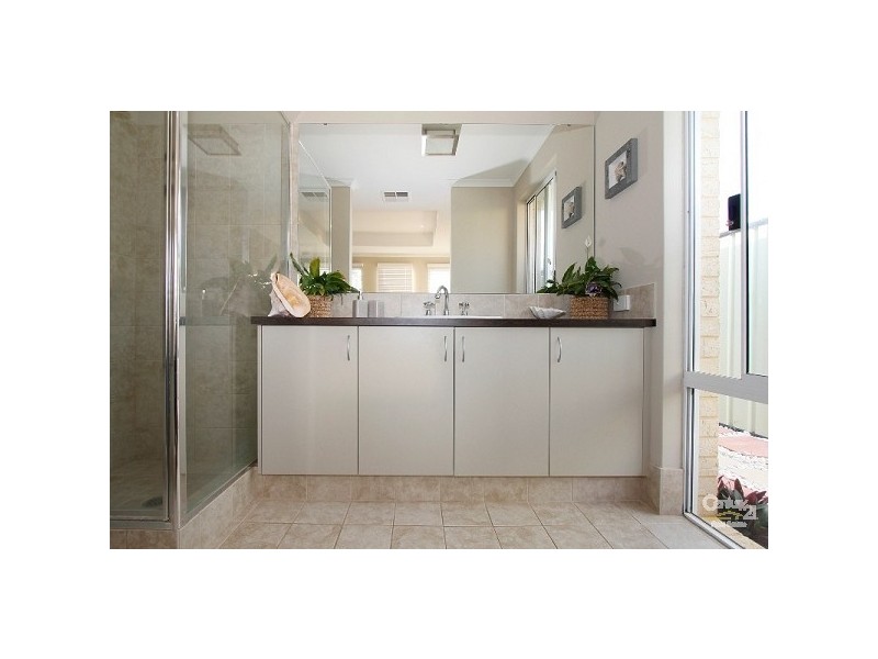 41 Elmhurst Drive, Clarkson WA 6030