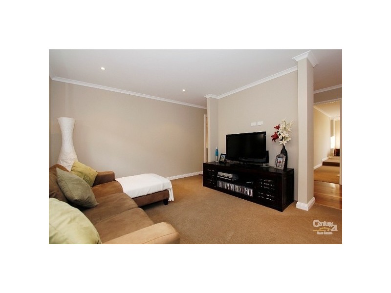 41 Elmhurst Drive, Clarkson WA 6030