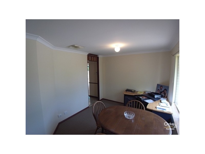 8 Yass Way, Merriwa WA 6030