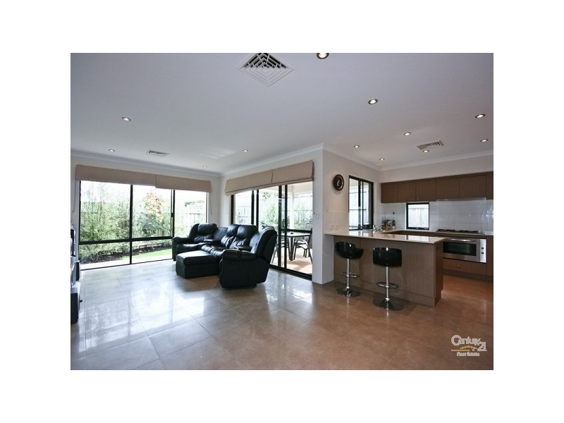 3 St Anthony Ave, Quinns Rocks WA 6030