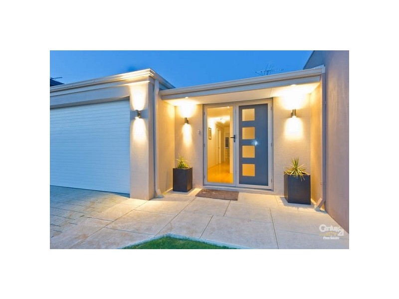 31 Dartmouth Circle, Quinns Rocks WA 6030