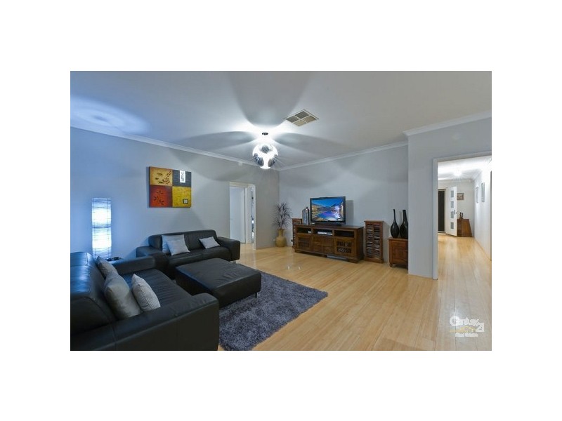 31 Dartmouth Circle, Quinns Rocks WA 6030