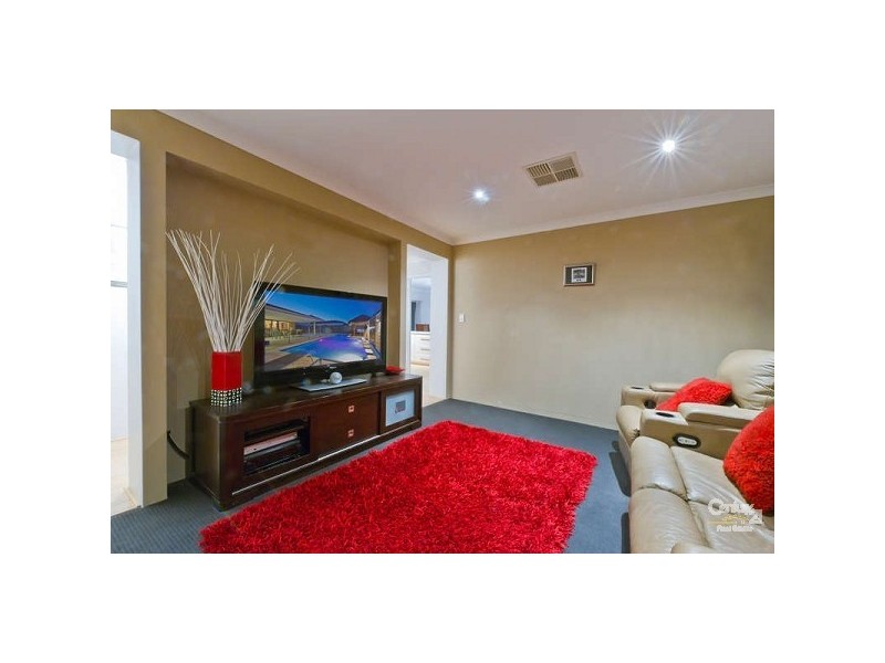 31 Dartmouth Circle, Quinns Rocks WA 6030