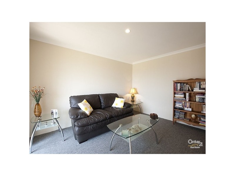 20 Vanderlin Crescent, Ridgewood WA 6030