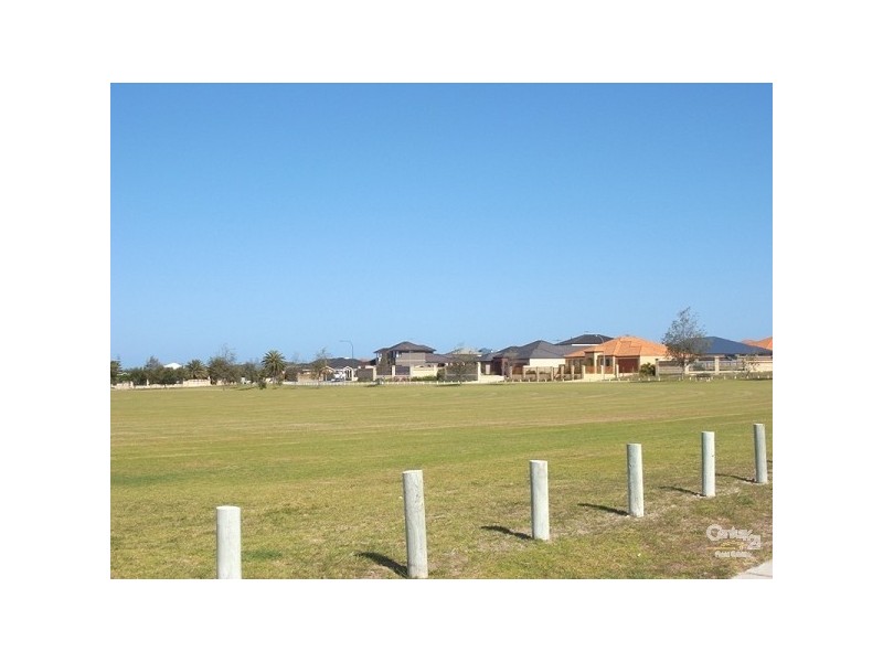 34 Sirius Ramble, Quinns Rocks WA 6030