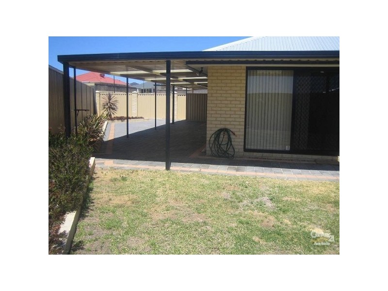 3 Saintfield corner, Ridgewood WA 6030