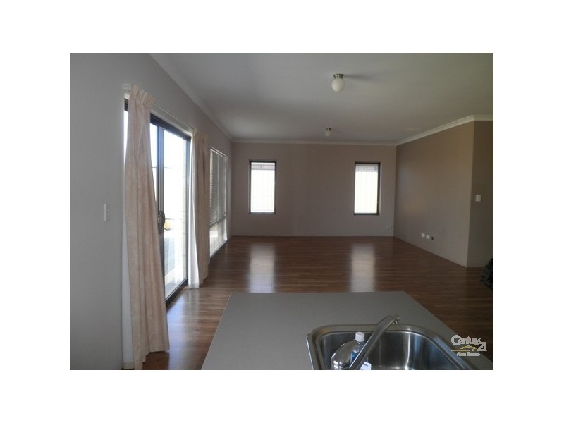 76 Liberty drive, Clarkson WA 6030