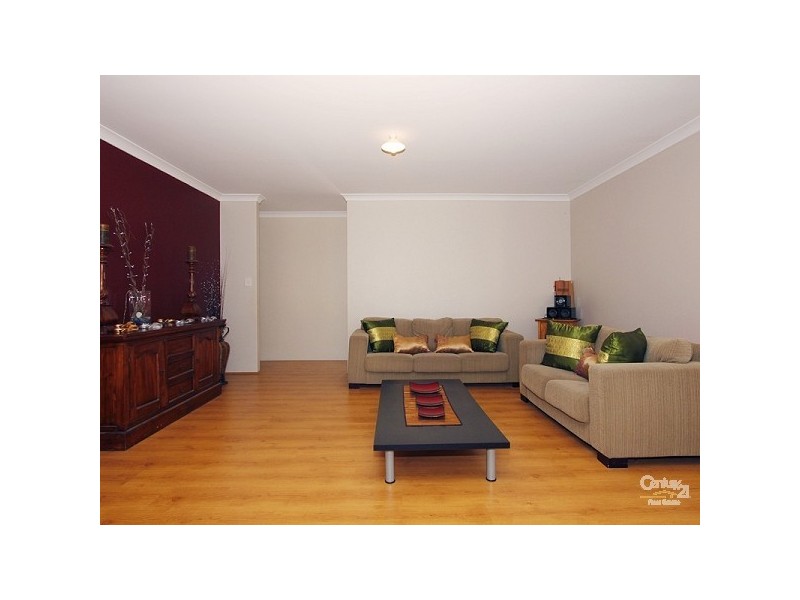 4 Hollyford Parade, Butler WA 6036