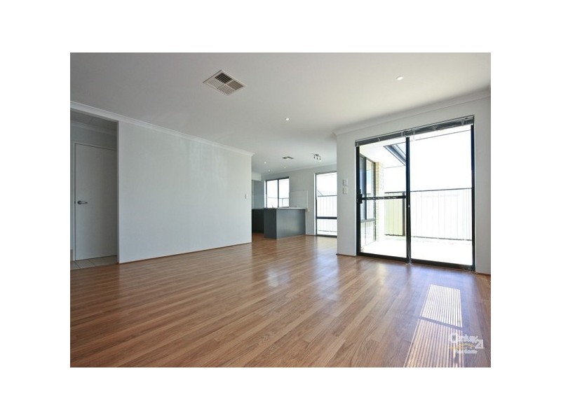 27 Lakewood Terrace, Clarkson WA 6030