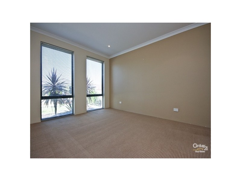 27 Lakewood Terrace, Clarkson WA 6030