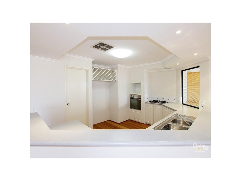 30 Rochester Drive, Mindarie WA 6030