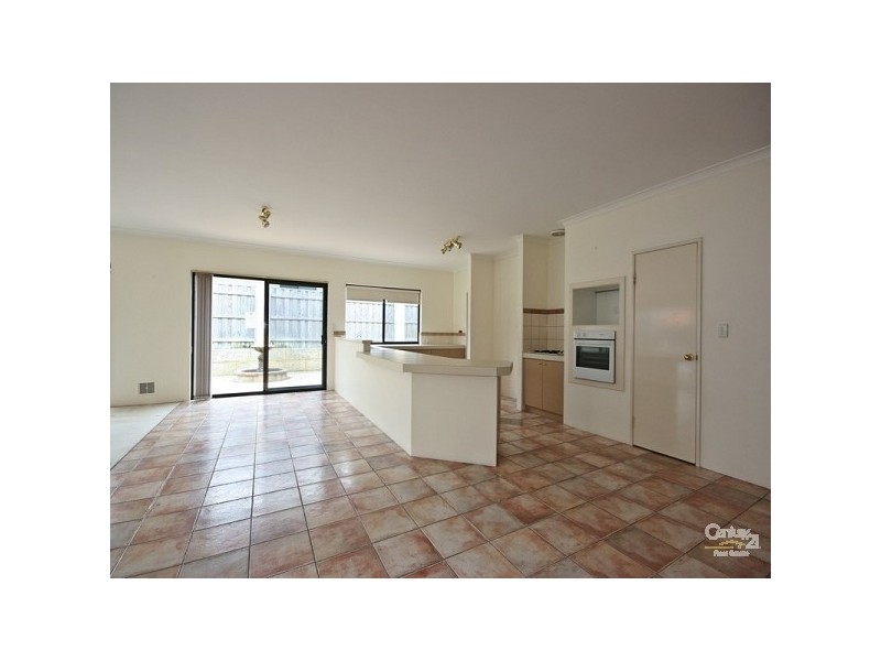14 Seville Crest, Mindarie WA 6030