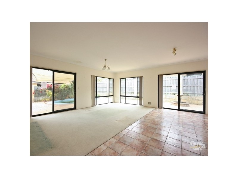 14 Seville Crest, Mindarie WA 6030