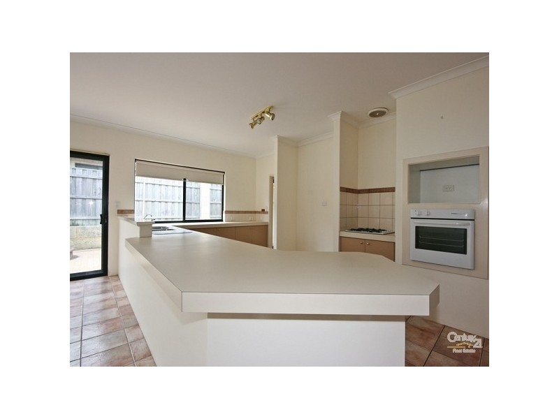 14 Seville Crest, Mindarie WA 6030