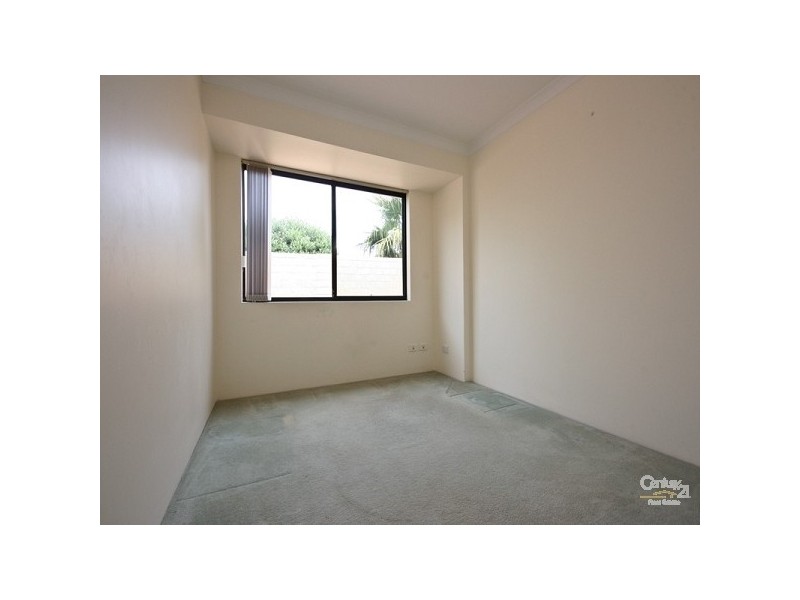 14 Seville Crest, Mindarie WA 6030