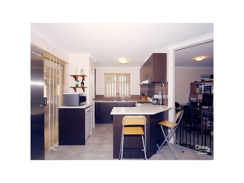 2 Tenby Close, Merriwa WA 6030