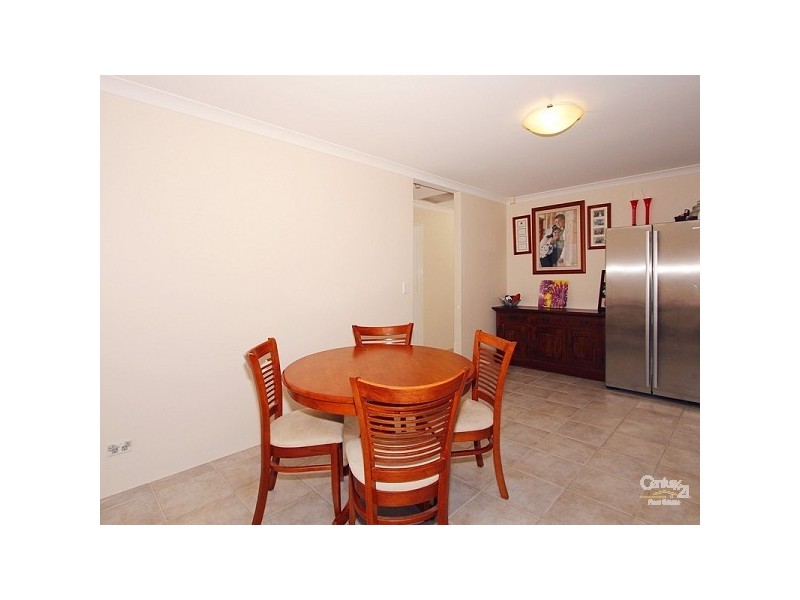 2 Tenby Close, Merriwa WA 6030