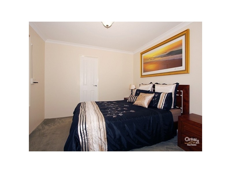 2 Tenby Close, Merriwa WA 6030
