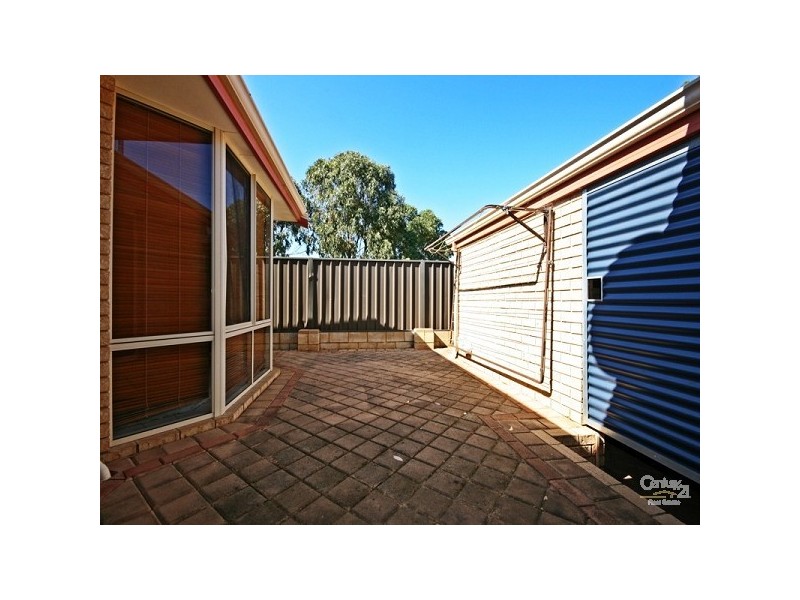 4/42 Stonehaven Parade, Kinross WA 6028