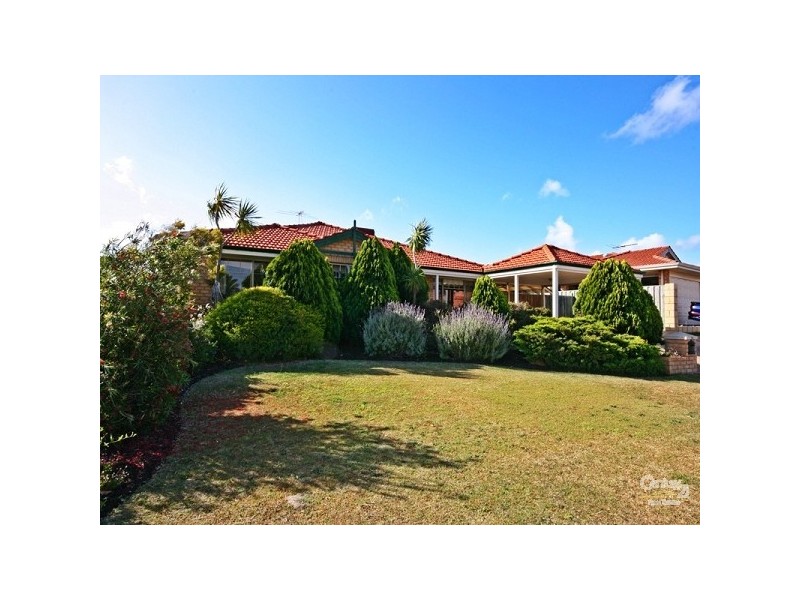 20 Savona Grove, Mindarie WA 6030