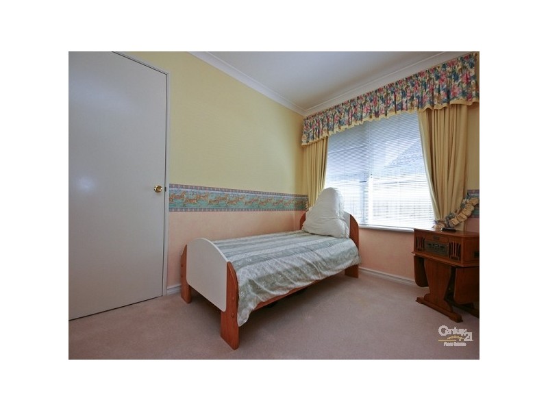 20 Savona Grove, Mindarie WA 6030