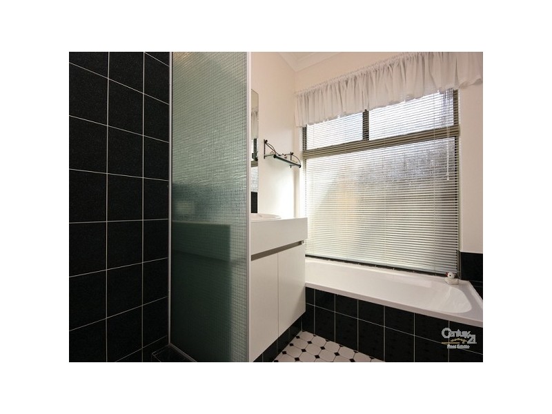 20 Savona Grove, Mindarie WA 6030