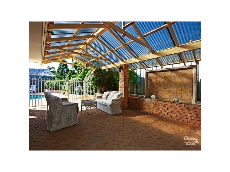 20 Savona Grove, Mindarie WA 6030