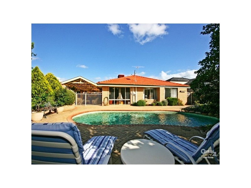 20 Savona Grove, Mindarie WA 6030