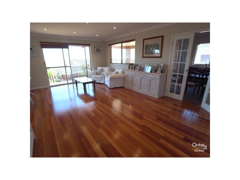 22 Rochester Drive, Mindarie WA 6030